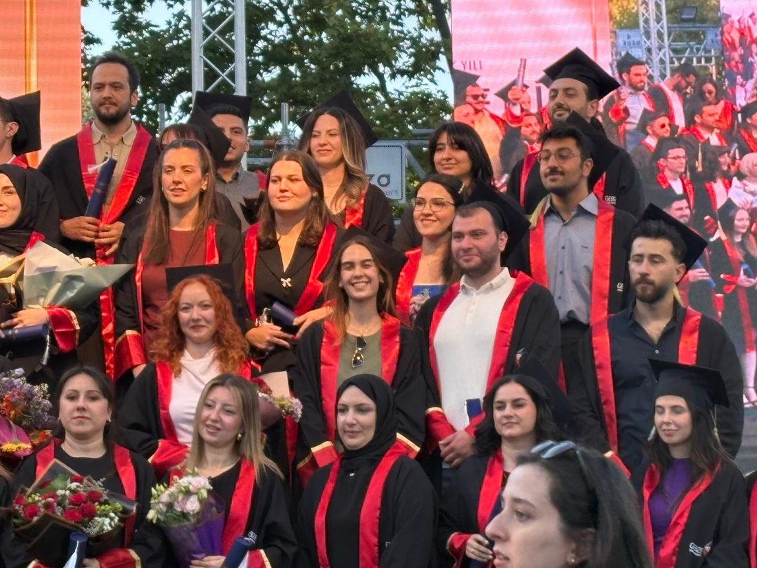 Üç yüksek lisans öğrencimiz mezun oldu
